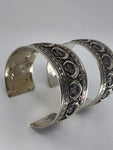 Jericho cuff