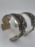 Jericho cuff