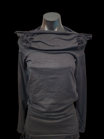 Shanzia top