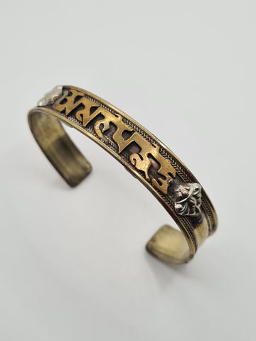 Mantra wrist cuff